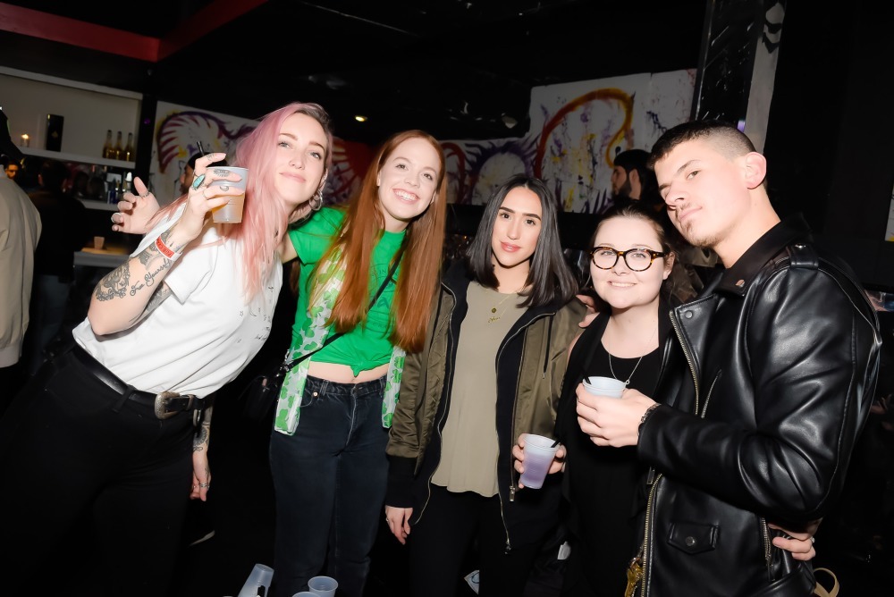 milwaukee st pattys day bar crawl 2025