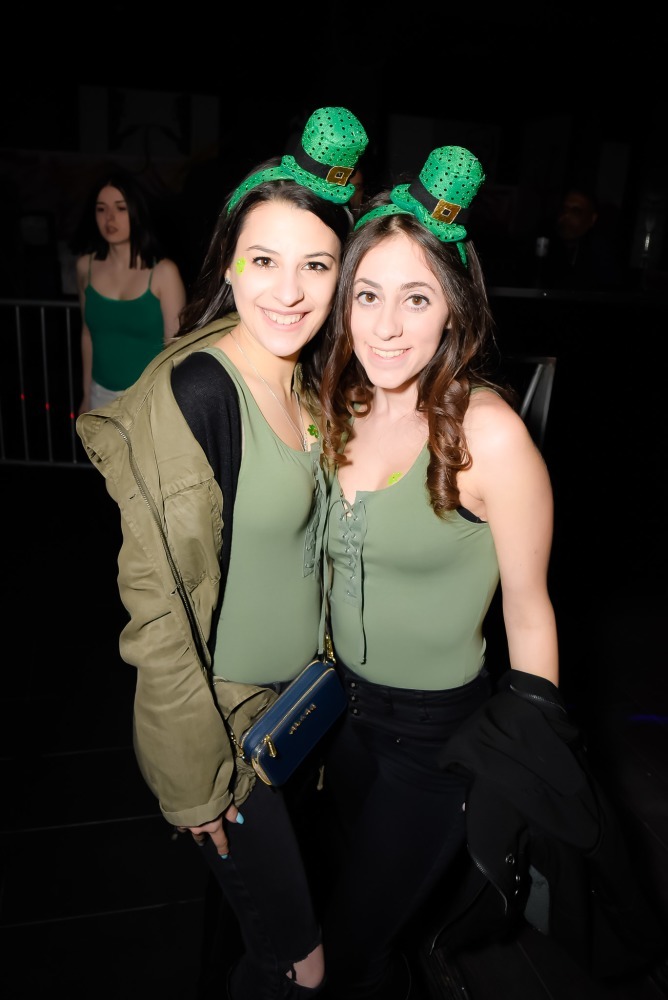 milwaukee st pattys day bar crawl 2025