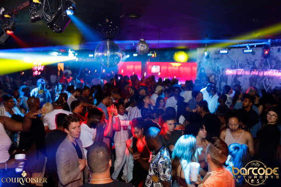 Barcode-Saturdays-Toronto-Nightclub-Nightlife-bottle-service-ladies-free-hip-hop-reggae-soca-095