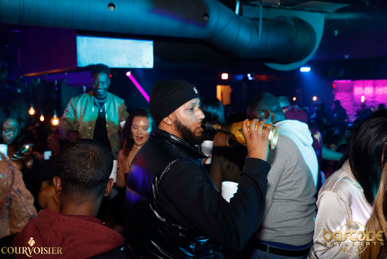 Barcode-Saturdays-Toronto-Nightclub-Nightlife-Bottle-Service-Ladies-free-hip-hop-trap-reggae-dancehall-soca-afro-beats-015