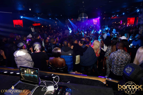 Barcode-Saturdays-Toronto-Nightclub-Nightlife-bottle-service-ladies-free-hip-hop-trap-dancehall-reggae-soca-afro-beats-caribana-014