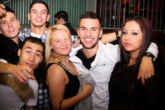 12.10.20-nrg-vogue-voguelogo-64