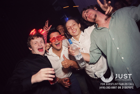 ProductNightclub_Contactcorrado_4162620897_Forbooth_guestlist_089_