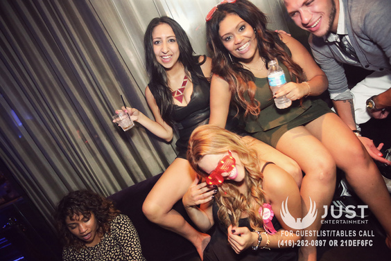 ProductNightclub_Contactcorrado_4162620897_Forbooth_guestlist_130_