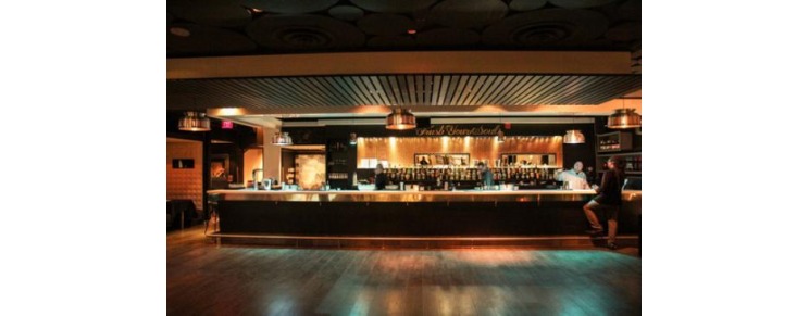 LYRICS MUSIC BAR & PATIO