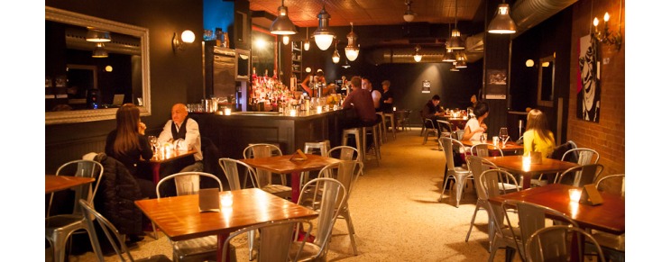 College Street Bar
