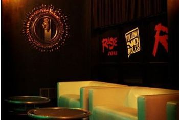 ON THE ROX Venue